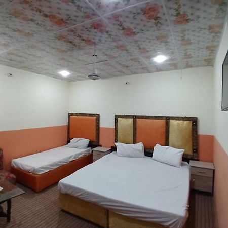 New Pak Royal Hotel Lahor Dış mekan fotoğraf