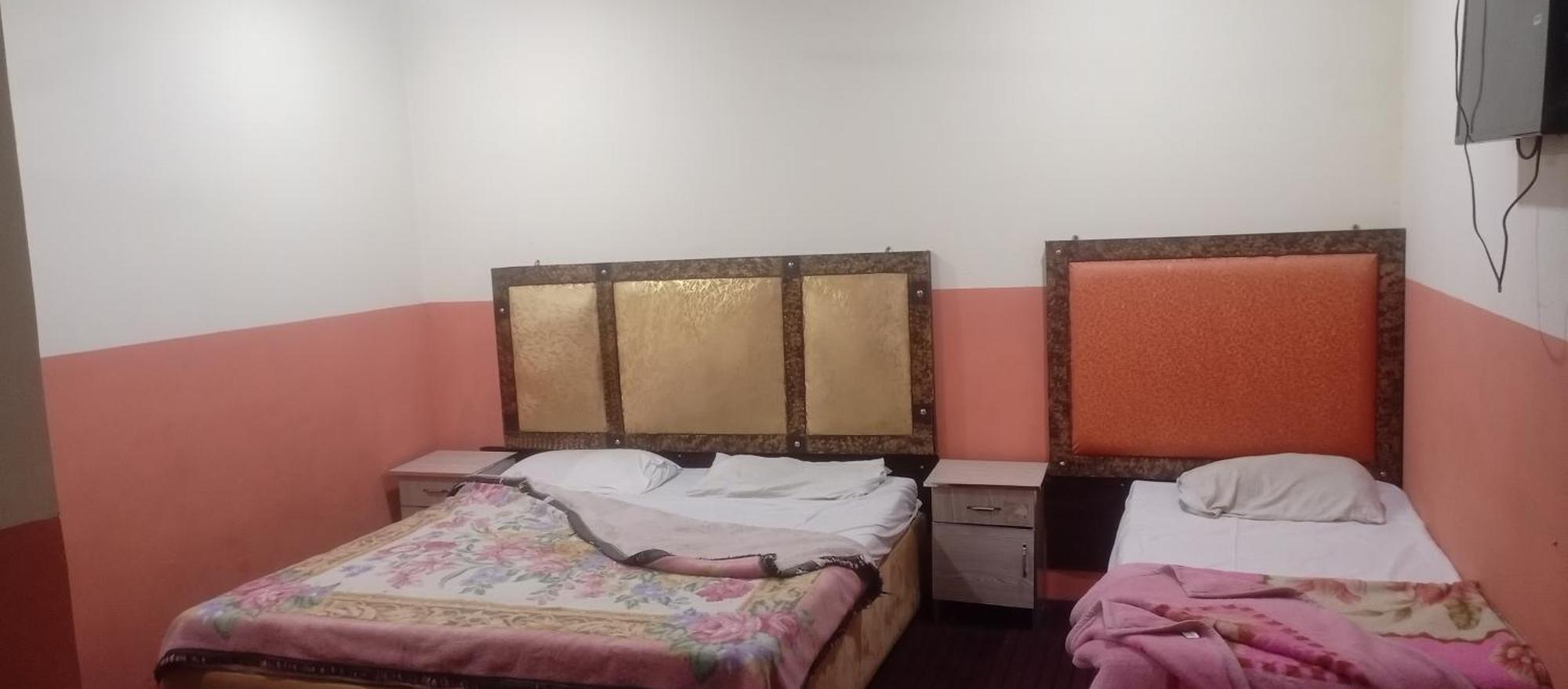 New Pak Royal Hotel Lahor Dış mekan fotoğraf