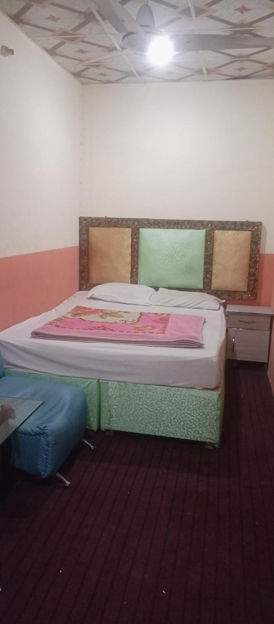 New Pak Royal Hotel Lahor Dış mekan fotoğraf